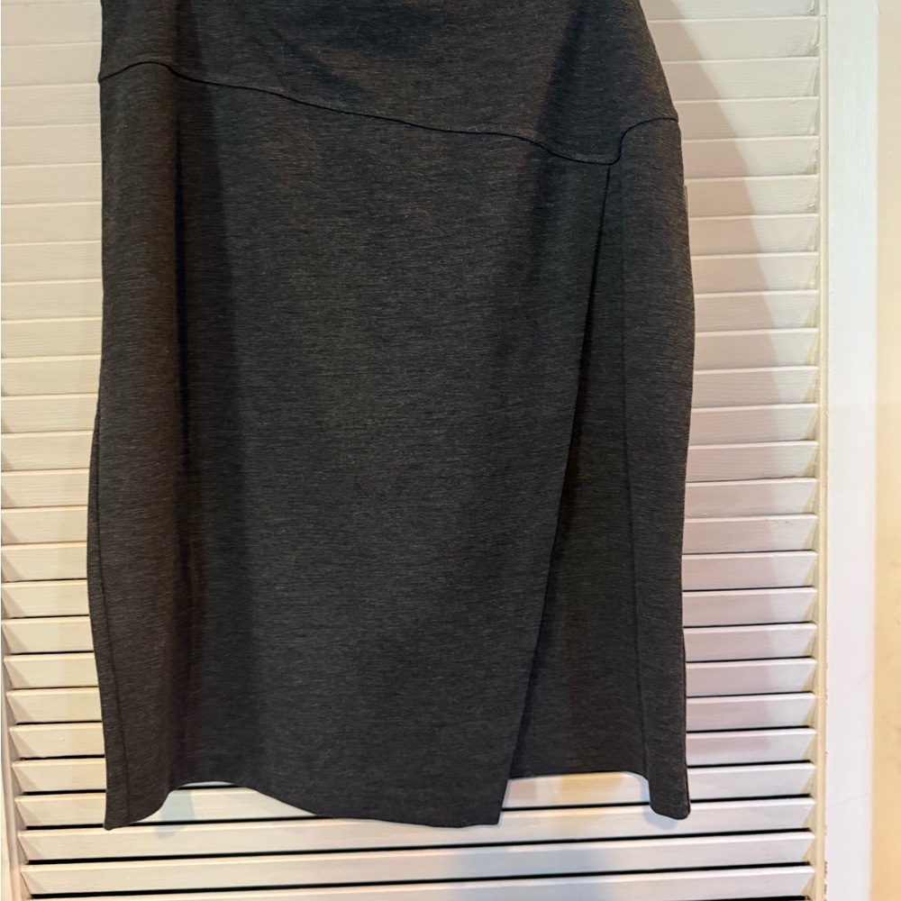 Kensie Charcoal Gray Skirt